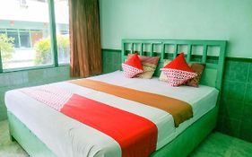 OYO 3098 Hotel Sahabat Baru